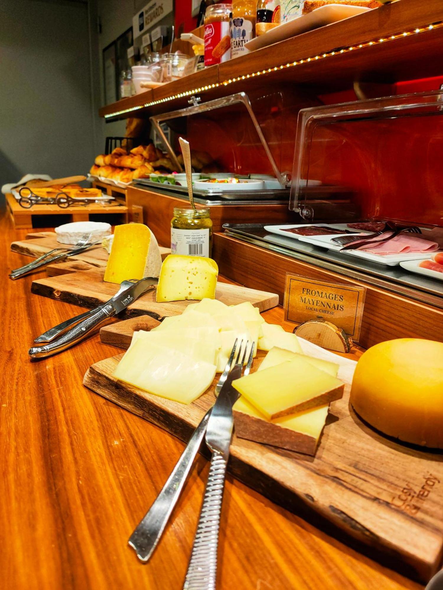 Best Western Hotel De Paris Laval  Zewnętrze zdjęcie