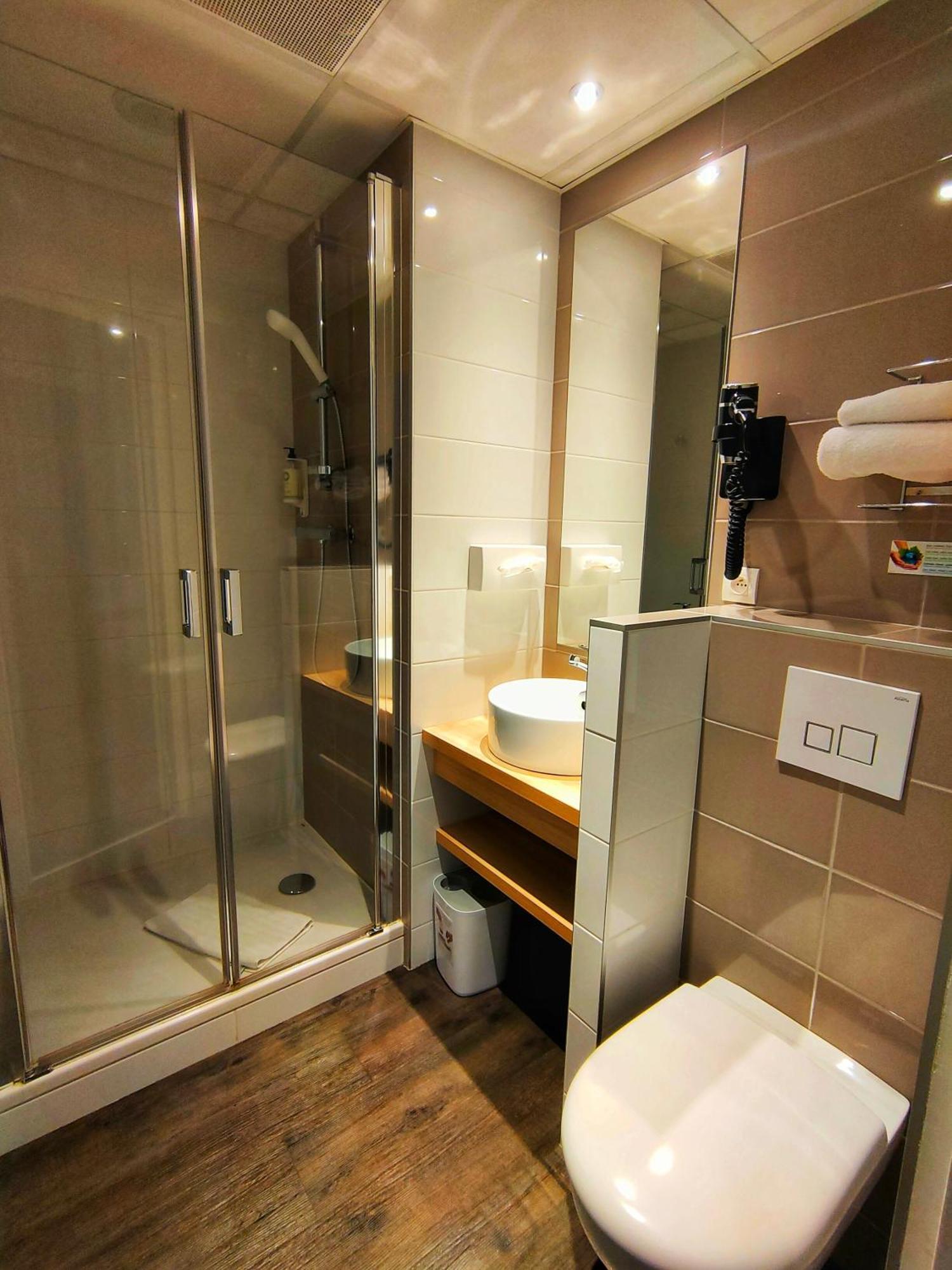Best Western Hotel De Paris Laval  Zewnętrze zdjęcie