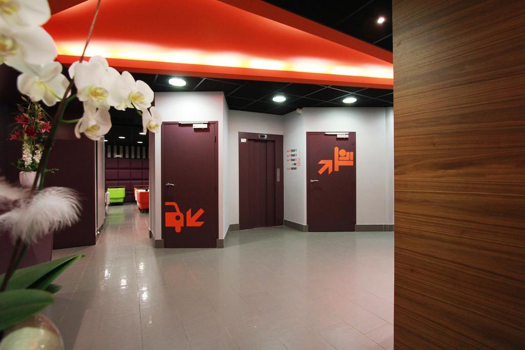 Best Western Hotel De Paris Laval  Zewnętrze zdjęcie