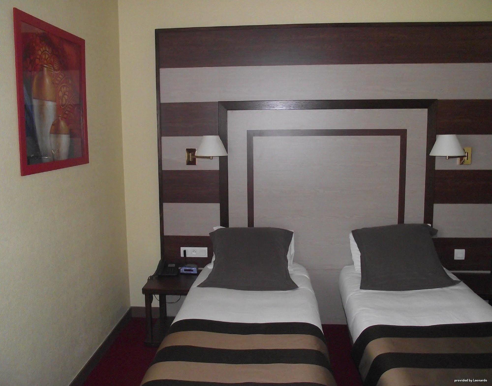 Best Western Hotel De Paris Laval  Pokój zdjęcie